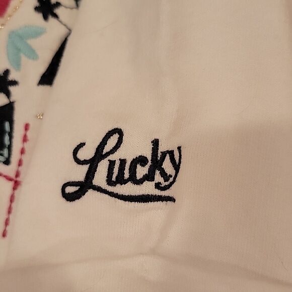 8 fir $40 Lucky top size 6x - Picture 4 of 7